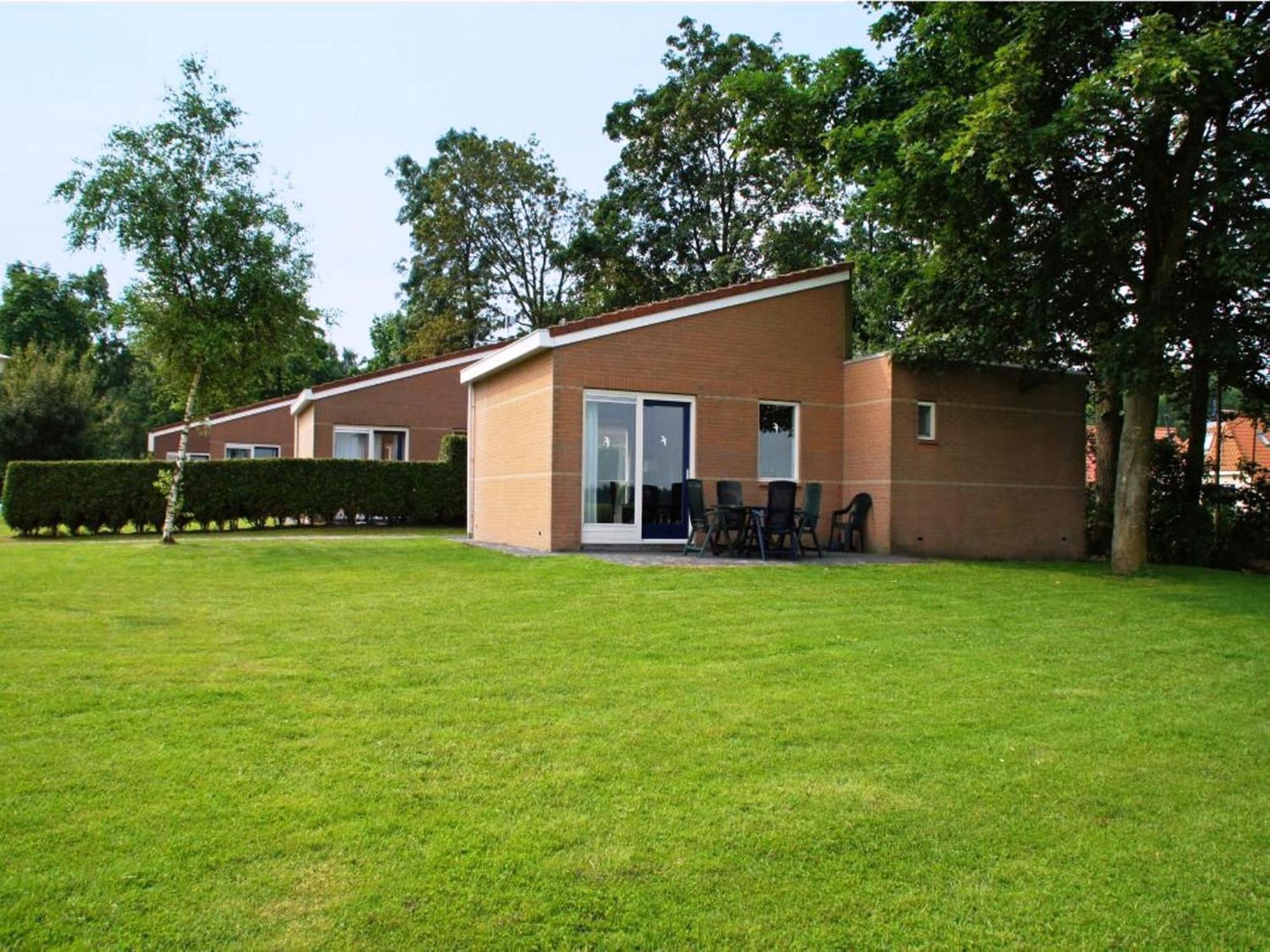 Detached Villa With Dishwasher Leeuwarden At 21Km Suameer Exteriér fotografie
