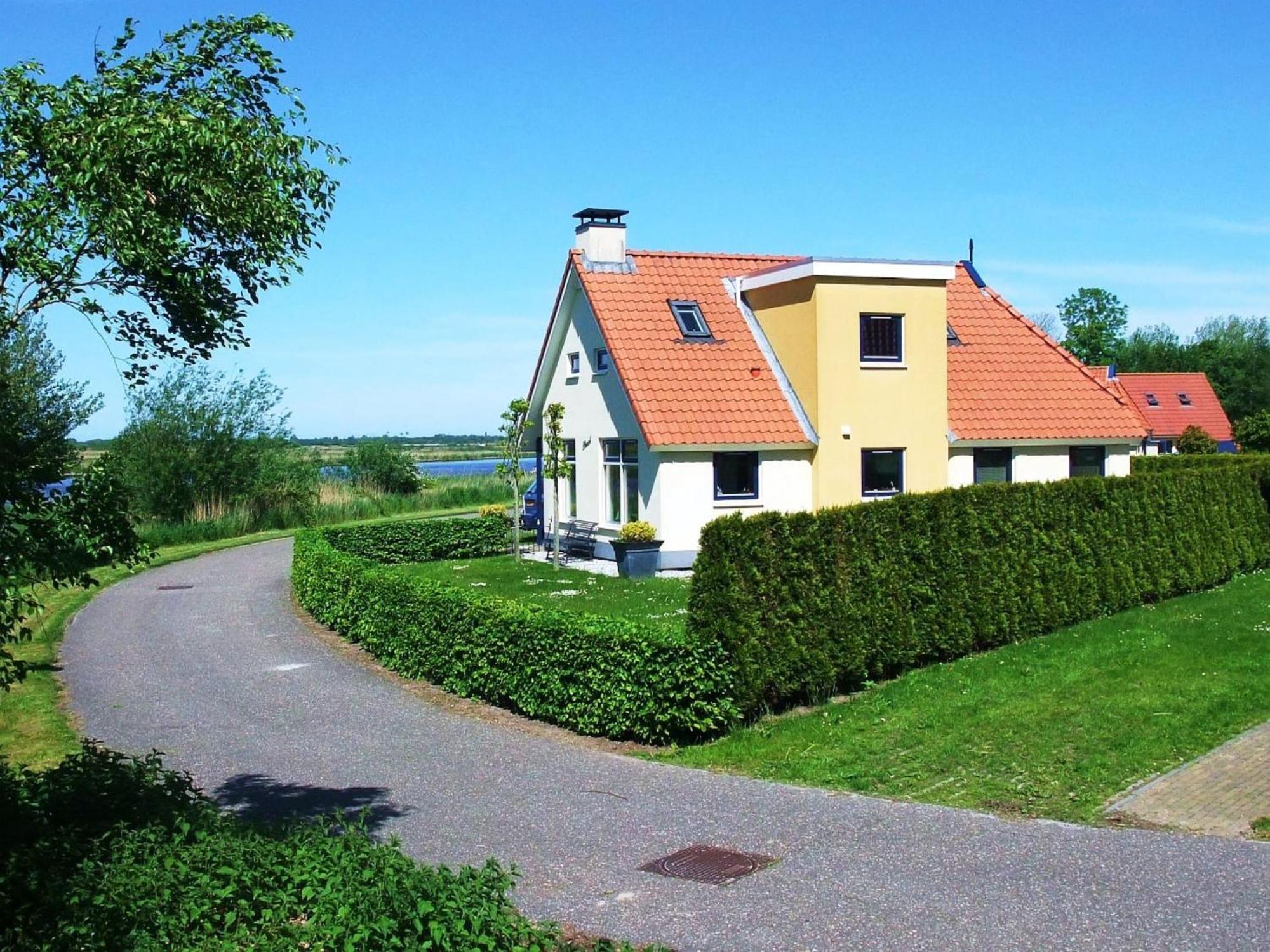 Detached Villa With Dishwasher Leeuwarden At 21Km Suameer Exteriér fotografie